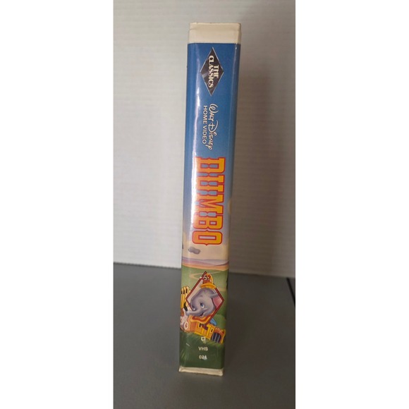 Walt Disney Dumbo VHS Tape Classic Animation Damaged Clamshell Read Description - Picture 4 of 16